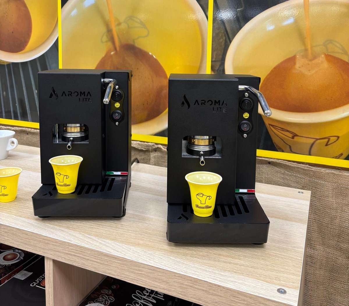 Porta accessori in plastica da banco